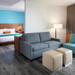 Shore Hotel